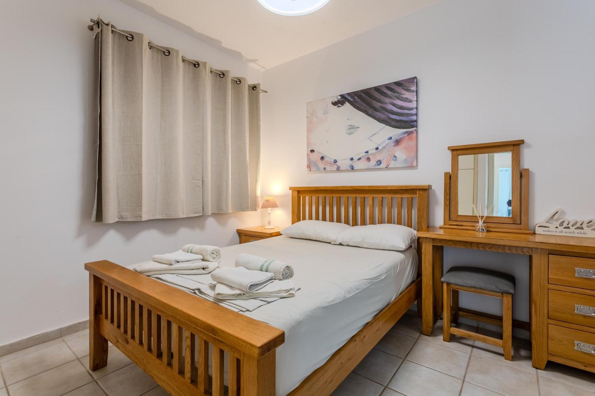 H&O Limnaria Elegance Pool View Apartment Paphos Exterior foto